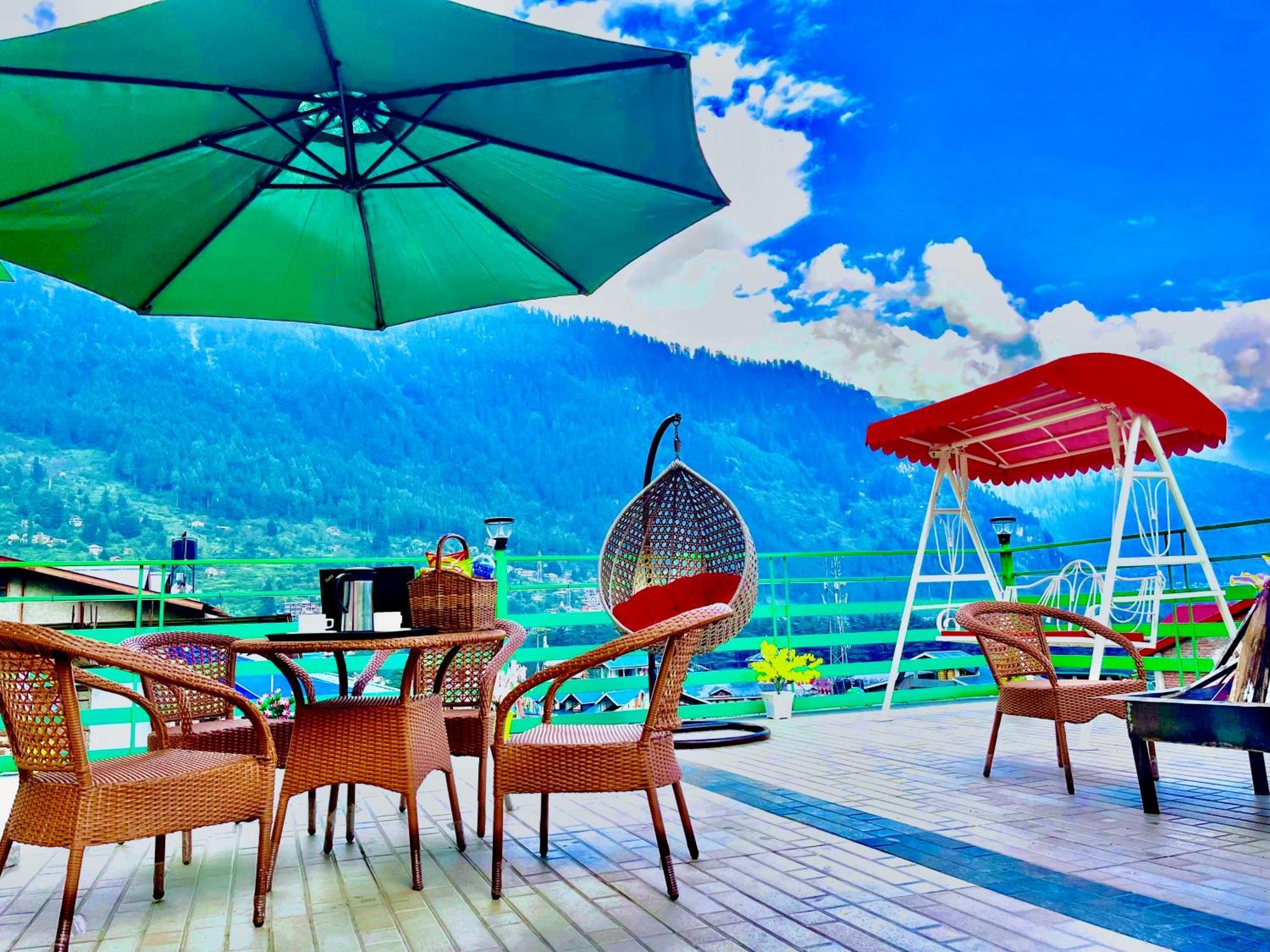 Vista Resort, Manali - ! Near Mall Road !! Hot & Cold Ac Rooms !! Best Selling !! Big Parking !! Luxury Collection !! Open Terrace !! Lift !! Playing Zone !! Property Of The Year ! Exteriör bild